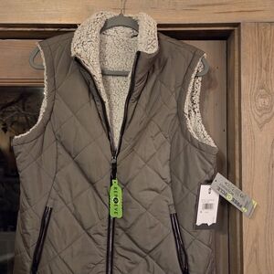 Free Country Gray Quilted Vest with Cream Lining